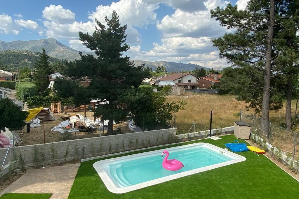 Charming Apartment In Becerril De La Sierra Eksteriør billede